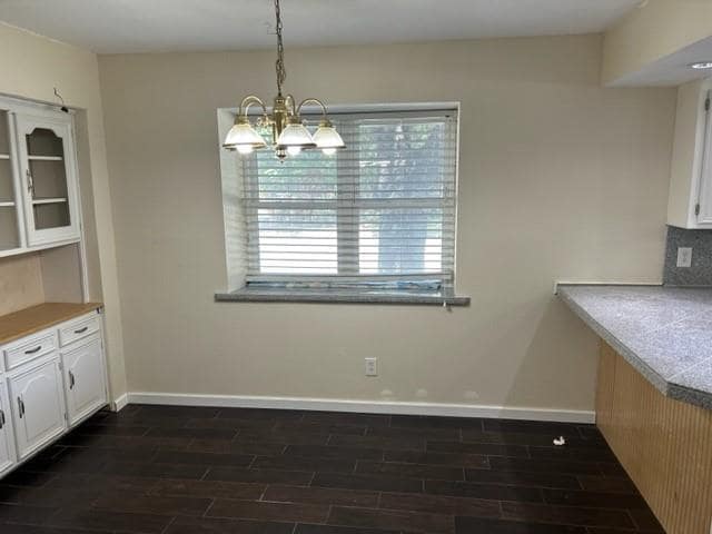 Building Photo - 3101 Jomar Dr