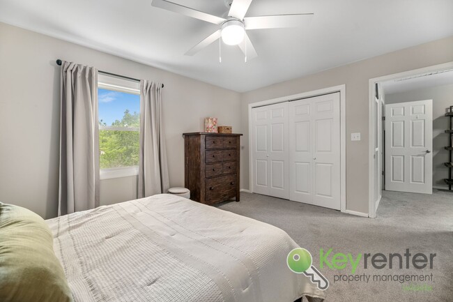 Building Photo - Delano District | Renovated 3 Bedroom 3 Ba...