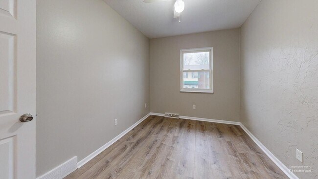 Building Photo - 630 Abbe Rd S