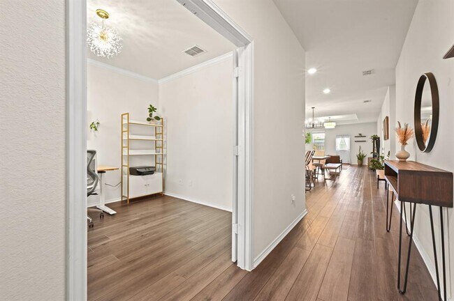 Building Photo - 516 Grace Lilly Dr