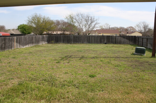 Building Photo - Wonderful New Braunfels Home  in Whisperin...