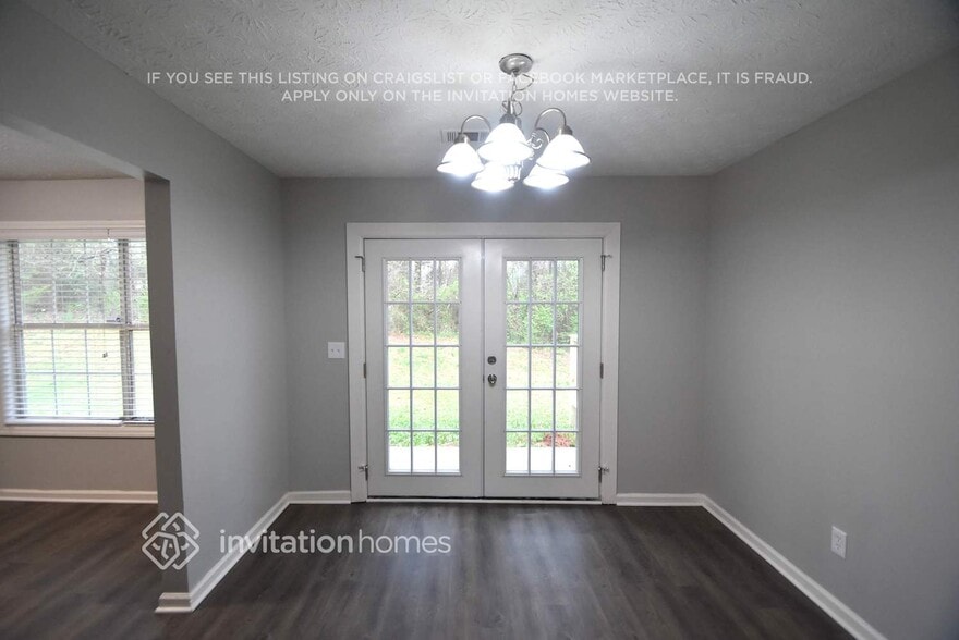 Building Photo - 227 River Birch Dr