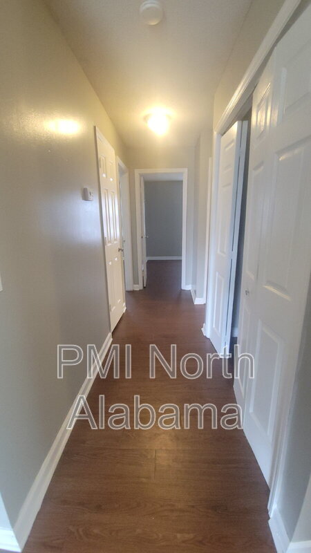 Building Photo - 1506 Ascent Trail NW