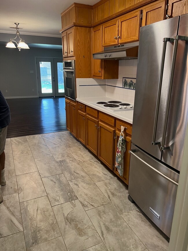 Building Photo - 1821 E Cedar Elm Dr