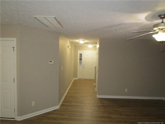 Building Photo - 1442 Vandenberg Dr