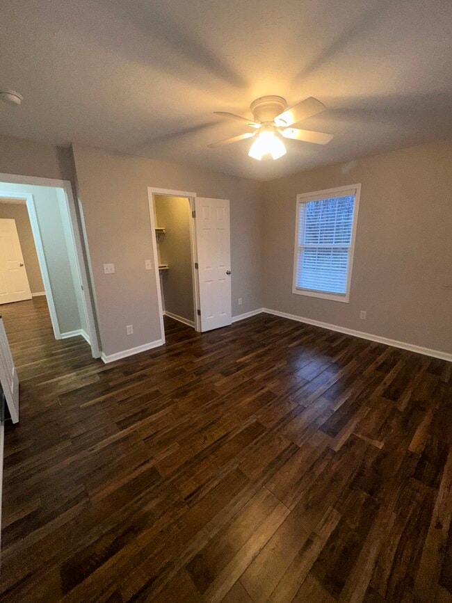 Building Photo - 4293 Bristow Rd