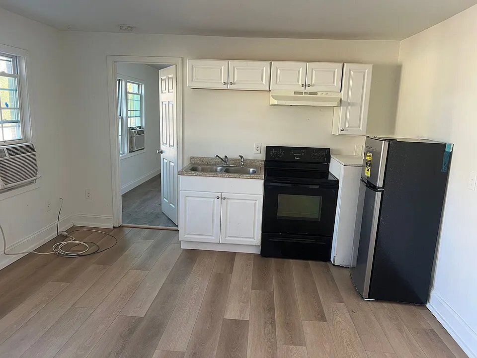 Building Photo - 1340 US-501