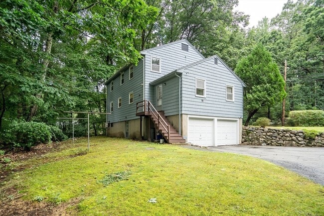 Building Photo - 32 Dewey Rd