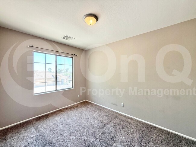 Building Photo - 11434 E Cliffrose Ln