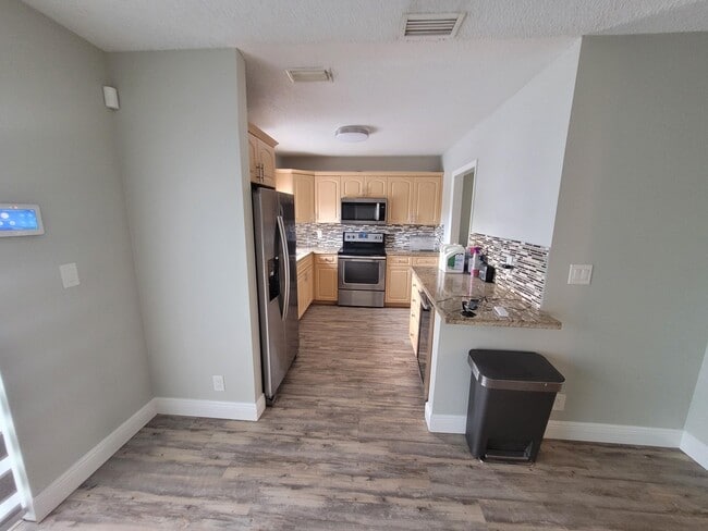 Building Photo - 516 NW 54th St