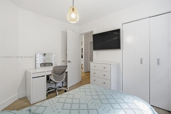 Building Photo - 10246 NW 57th Terrace