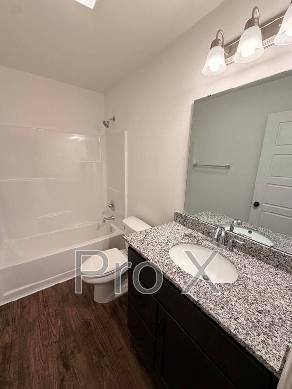Building Photo - 211 S Galena Ave
