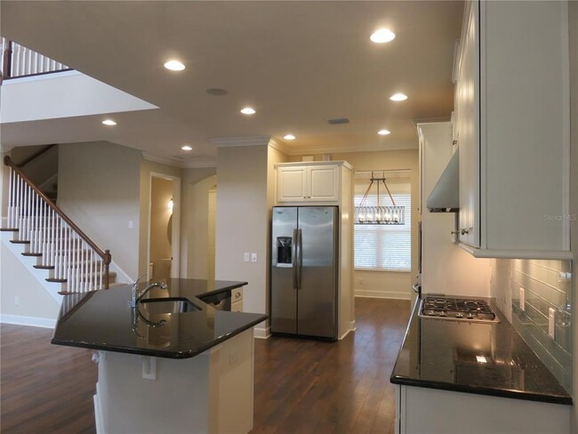 Building Photo - 11601 Maple Palm Way