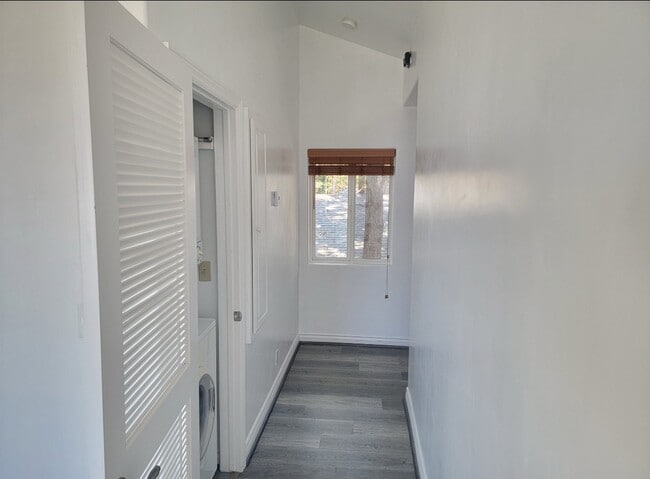 Building Photo - 26454 Apache Trail