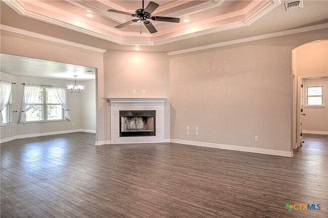 Building Photo - 1814 Rustic Manor Dr
