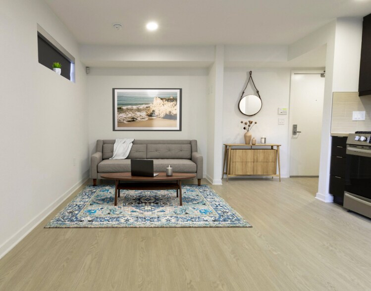 Building Photo - 1901 Overland Ave