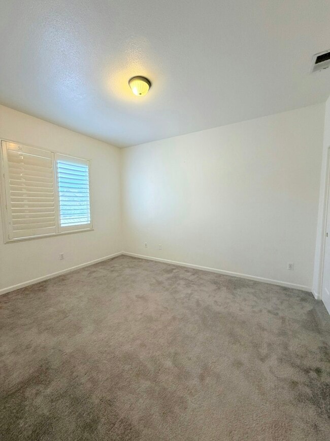 Building Photo - 2726 Marshall Ct