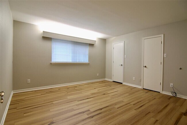 Building Photo - 413 Fulton St