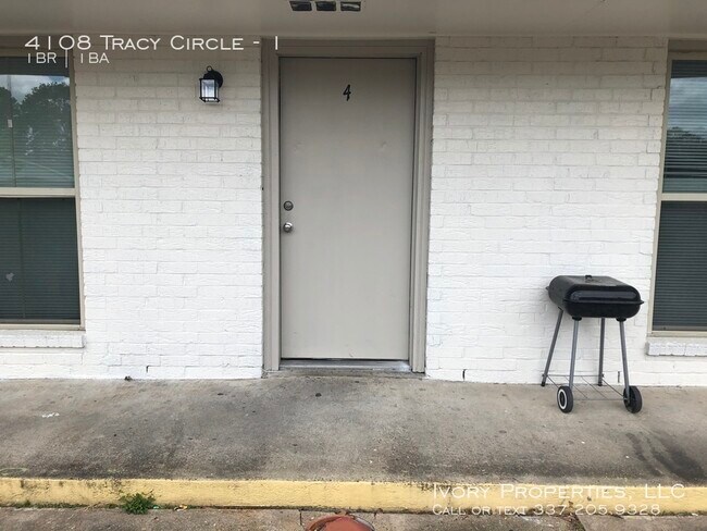 Building Photo - 4108 Tracy Circle Apt. 1