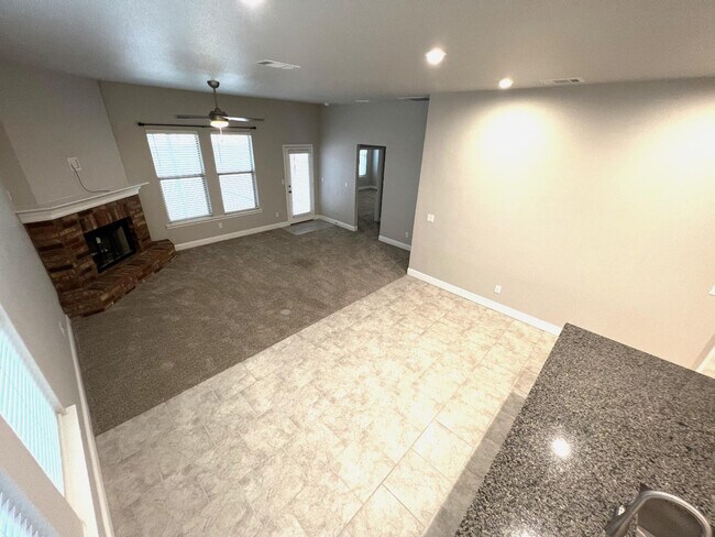 Building Photo - 7506 100th St