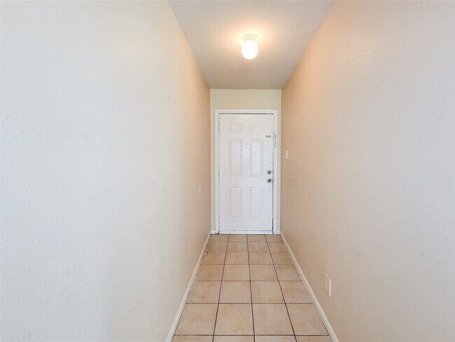 Building Photo - 22918 Pine Mist Ln