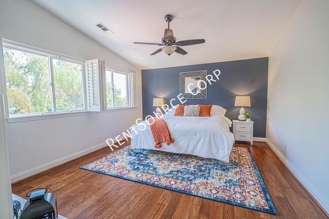 Building Photo - 26511 Brooks Cir