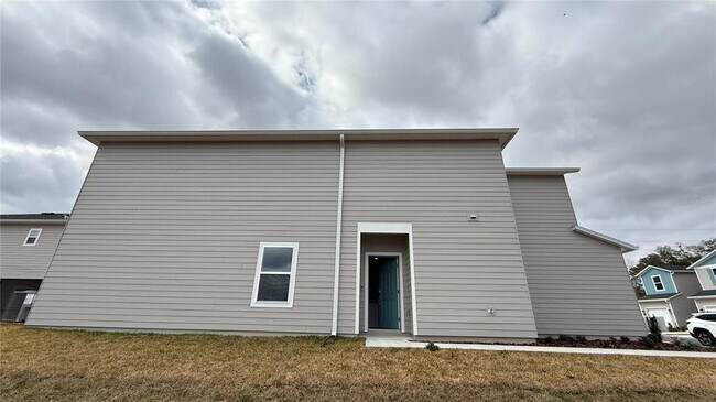 Building Photo - 4850 SW 80th Ln