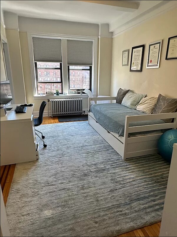 Building Photo - 133 E 92nd St