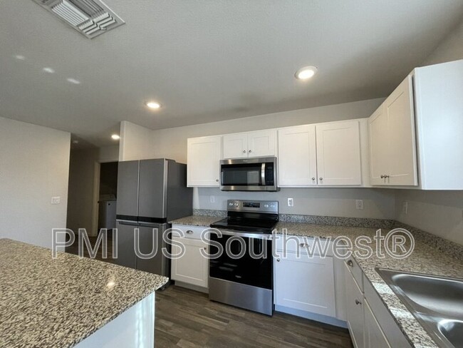 Building Photo - 6523 S Prado Ct