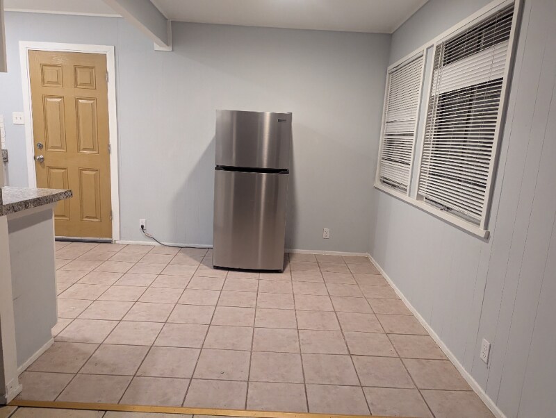 Building Photo - 709 Adeline Pl