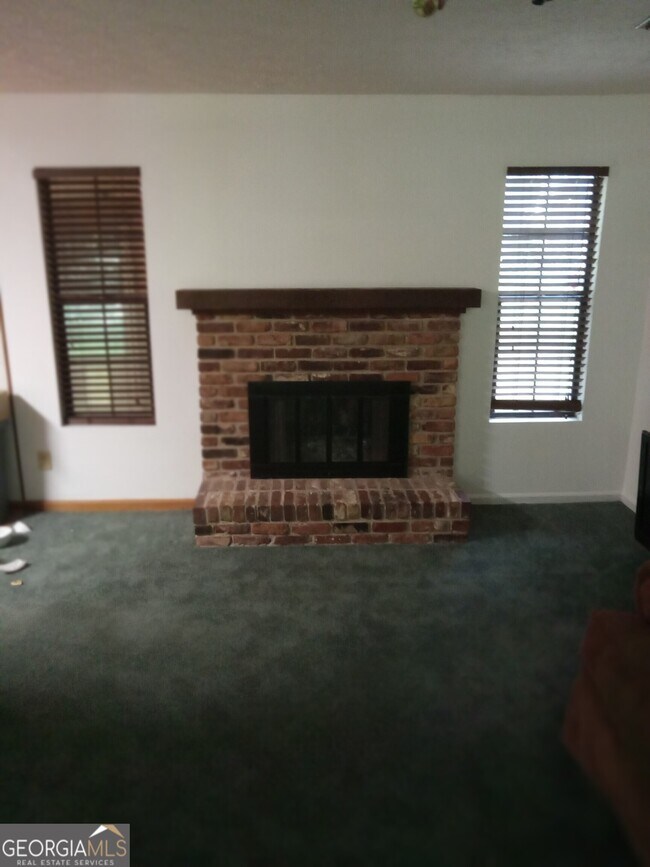 Building Photo - 969 Redan Trail