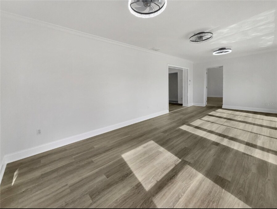 Building Photo - 23337 Olean Blvd