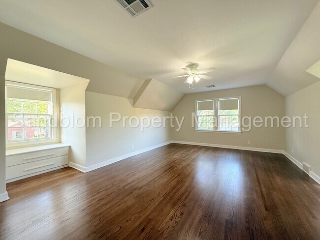 Building Photo - For Lease | Midtown Tulsa | Available Now!