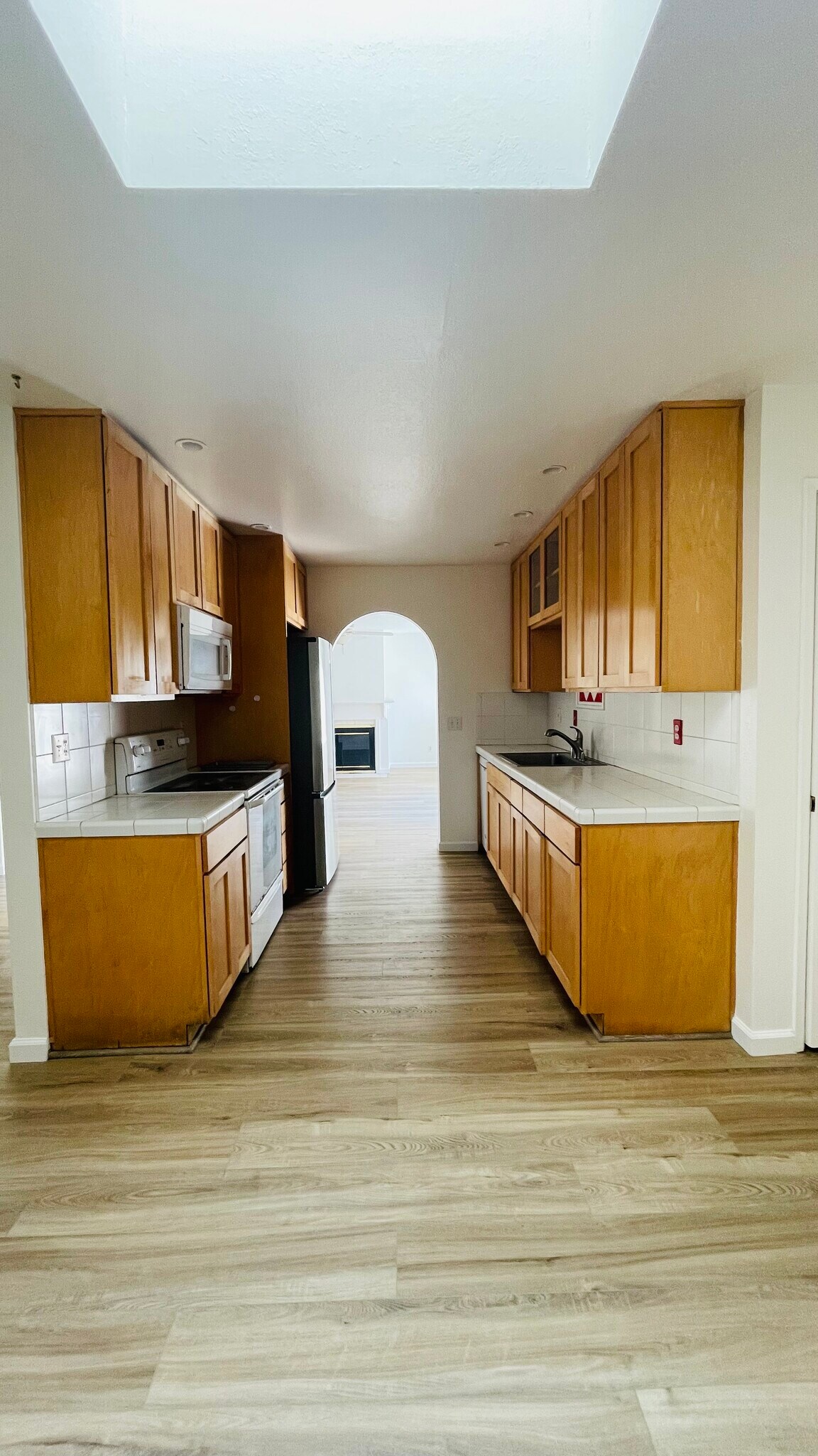 Building Photo - 126 Serra Ct