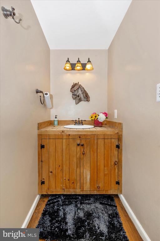 Building Photo - 10224 Bessie Clemson Rd