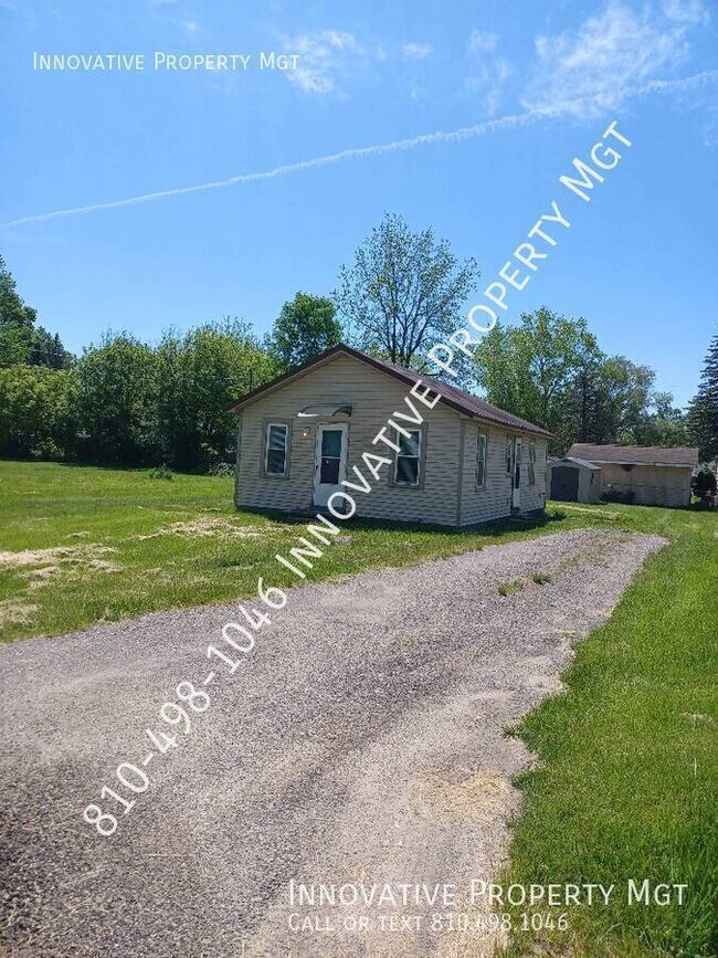Building Photo - 2266 Donovon -