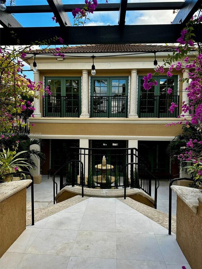 Building Photo - 2941 NE 185th St