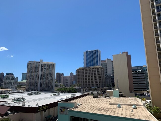 Building Photo - Kapiolani Terrace #706- Super convenient location!!! with ASSIGNED PARKING STALL!!