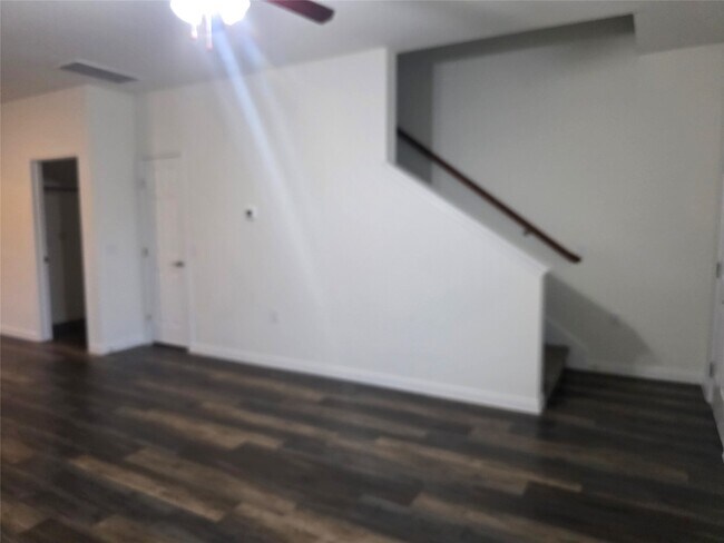 Building Photo - 6311 White Oak Dr