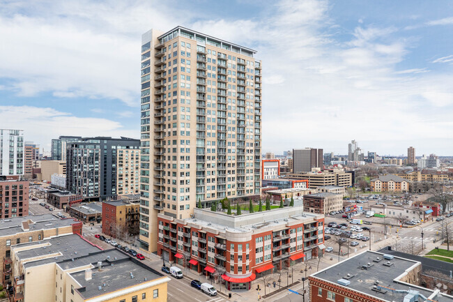 Primary Photo - Skyscape Condominiums