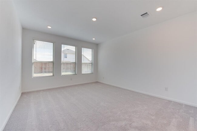 Building Photo - 3623 Forest River Dr