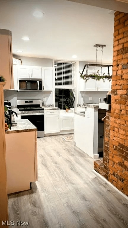 Building Photo - 501 5th St