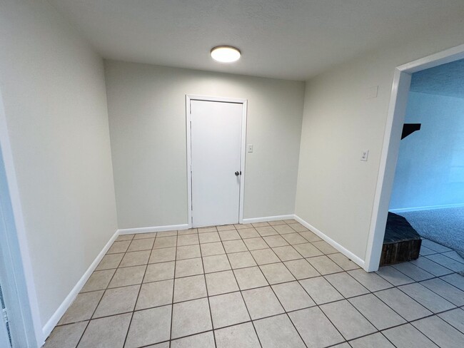 Building Photo - 3012 Gary Ave