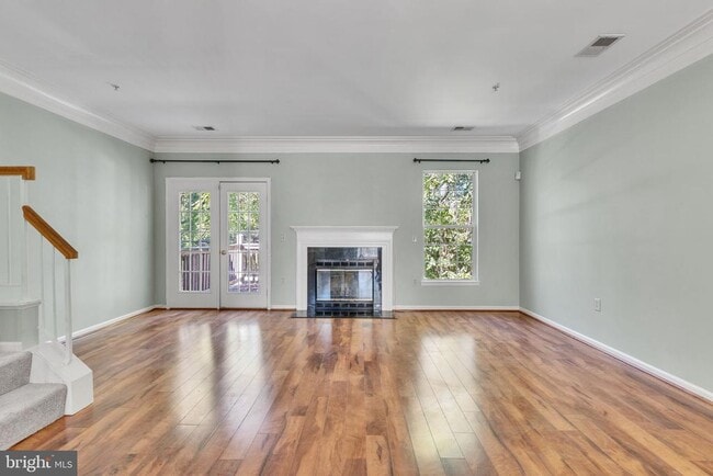 Building Photo - 1148 Cranston Ct