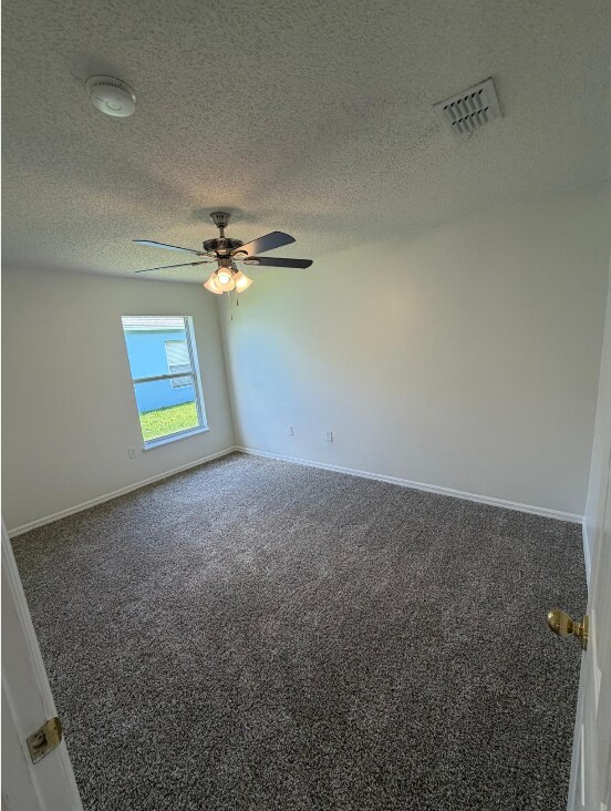 Building Photo - 3015 Elbib Dr