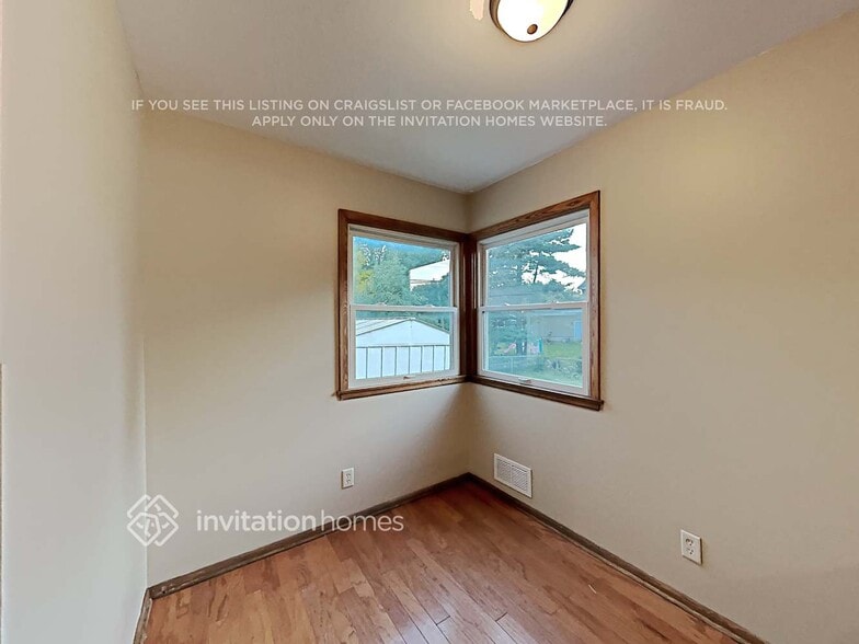 Building Photo - 2006 Texas Ave S