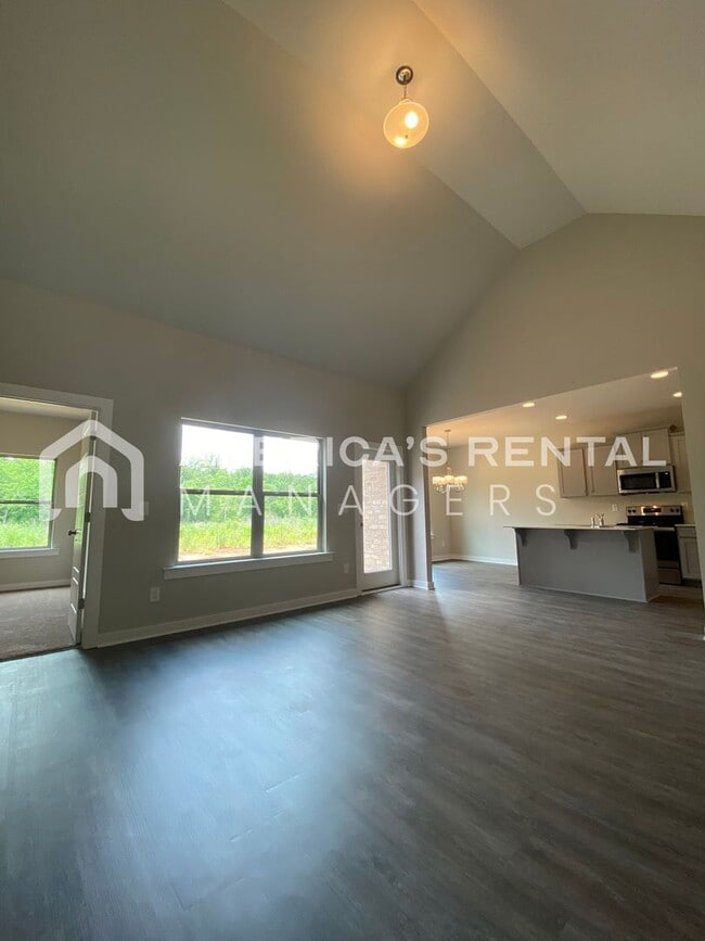 Building Photo - Home for Rent in the St James Subdivision in Pinson, AL!!! AVAILABLE NOW!!! DEPOSIT PENDING