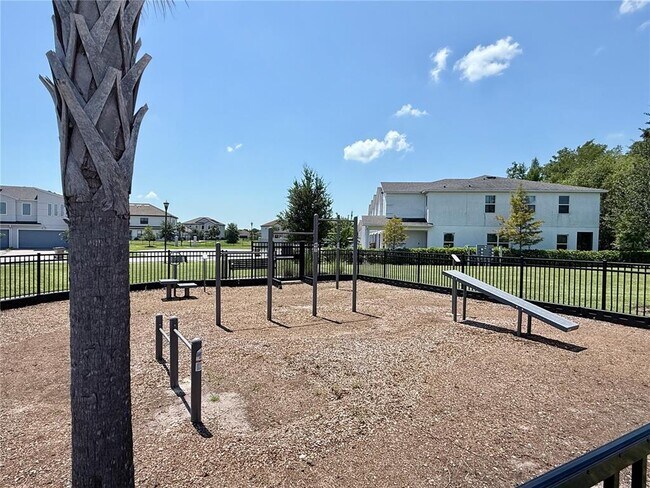 Building Photo - 3301 Beau Rd