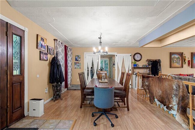 Building Photo - 3054 Bedillion Rd