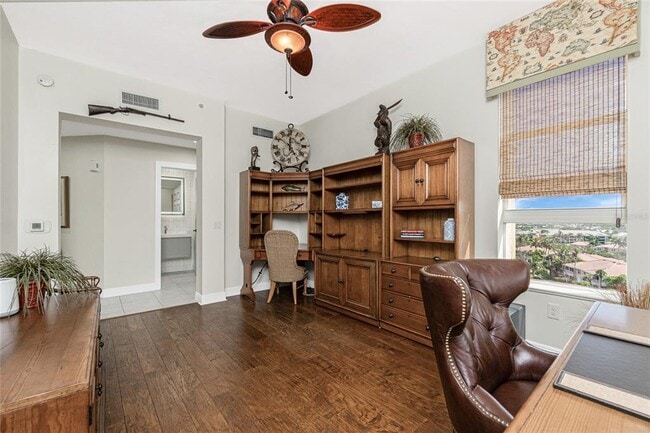 Building Photo - 3313 Sunset Key Cir